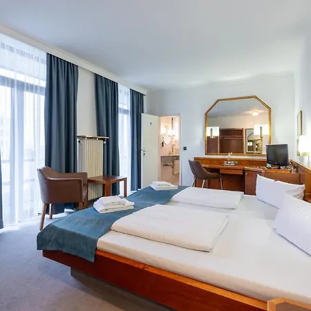 Trip Klee Am Park 3*